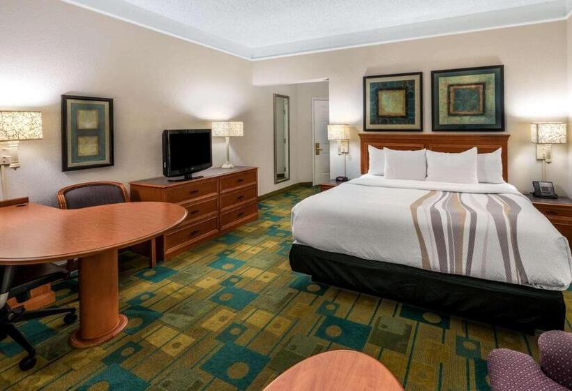 이그제큐티브 룸 킹사이즈 침대, La Quinta By Wyndham Phoenix West Peoria