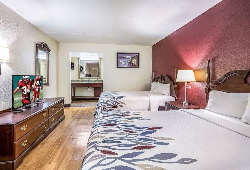 Номер Стандарт 2 Двуспальные Кровати, Red Roof Inn Caryville