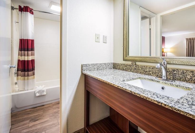 Номер Superior, Red Roof Inn Caryville