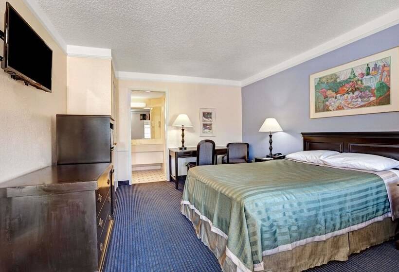 Номер Стандарт, Travelodge By Wyndham North Richland Hills/dallas/ft Worth
