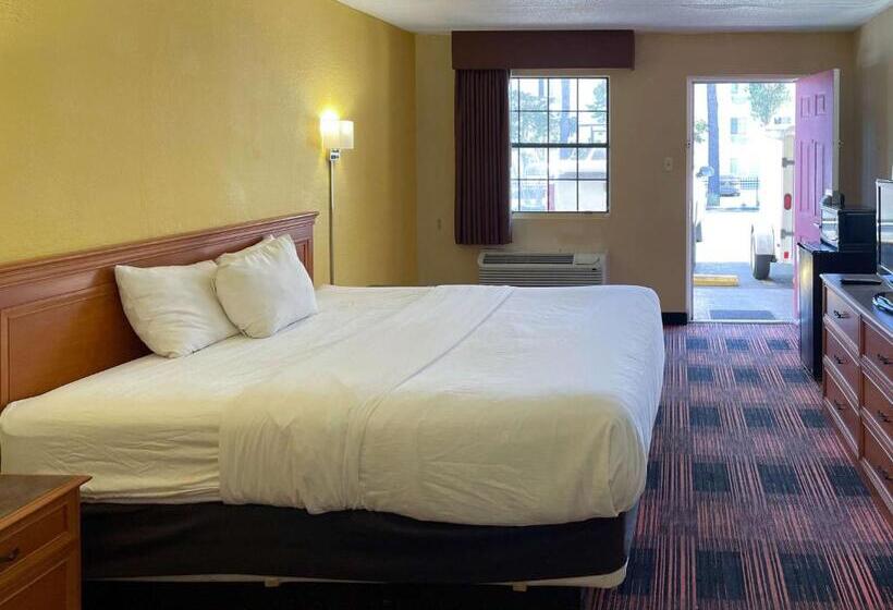 Стандартный Номер Кровать Кинг, Motel 6 Huntsville Al University Dr