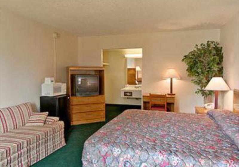 Стандартный Номер Кровать Кинг, Travelodge By Wyndham Florence