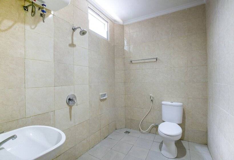 Номер Стандарт, Oyo 2320  Charvita
