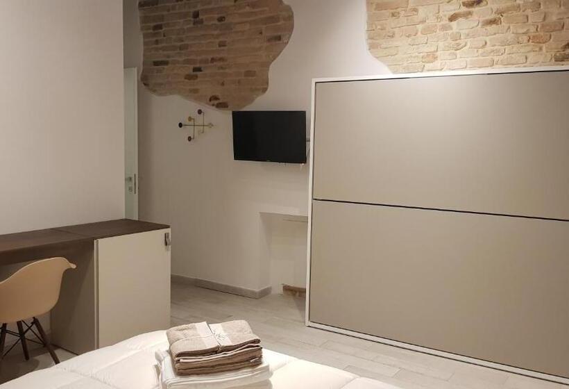 اتاق لوکس چهار تخته, B&b Del Corso