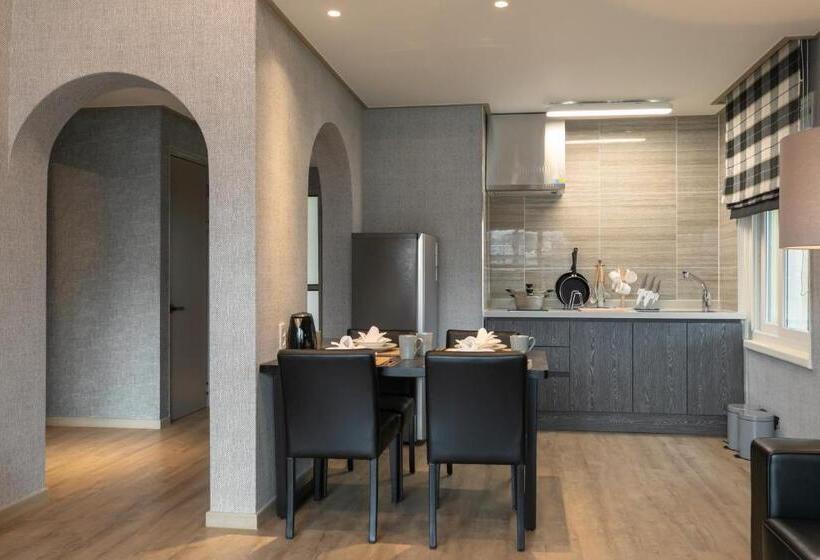 اتاق پریمیوم با چشم‌انداز باغ, Kensington Resort Seorak Valley