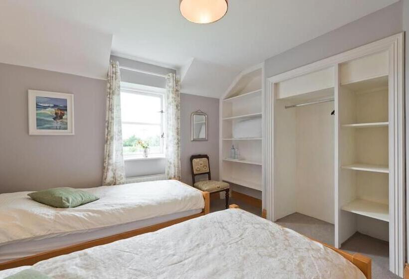 Люкс 2 Спальни, Ash House Bed And Breakfast