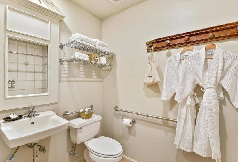Номер Стандарт, Mill Valley Inn