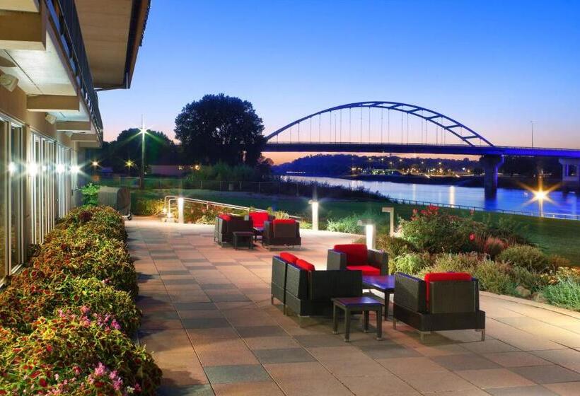 سوئیت پرزیدنت, South Sioux City Marriott Riverfront