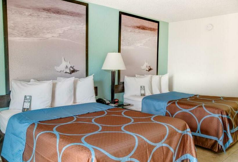 Номер Deluxe, Super 8 By Wyndham St. Petersburg