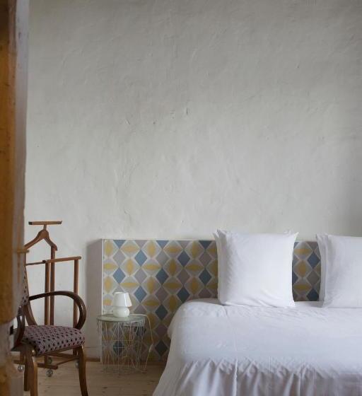 Семейный Номер, Chateau Saint Martin B&b