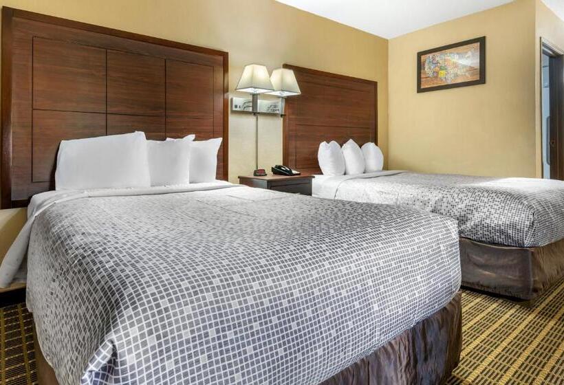 Номер Стандарт 2 Двуспальные Кровати, Econo Lodge