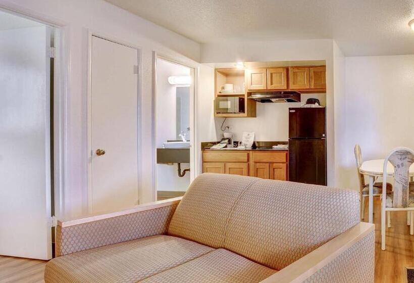 Номер Deluxe Кровать Кинг, Motel 6 Coos Bay, Or