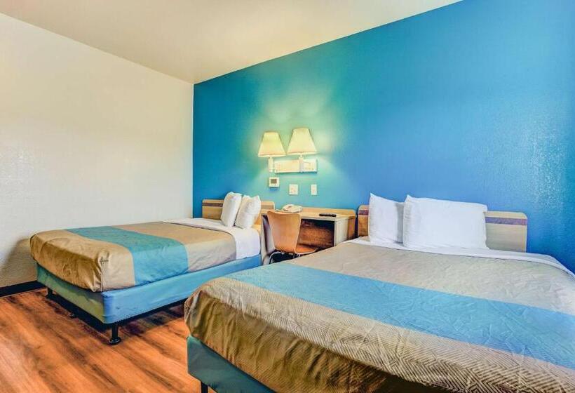 Люкс, Motel 6 Coos Bay, Or
