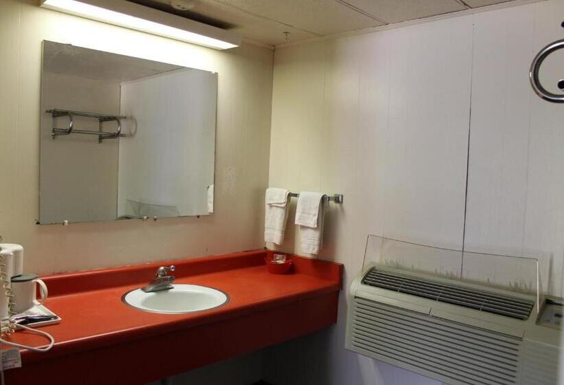 Номер Стандарт с Балконом, Motel Reedsburg