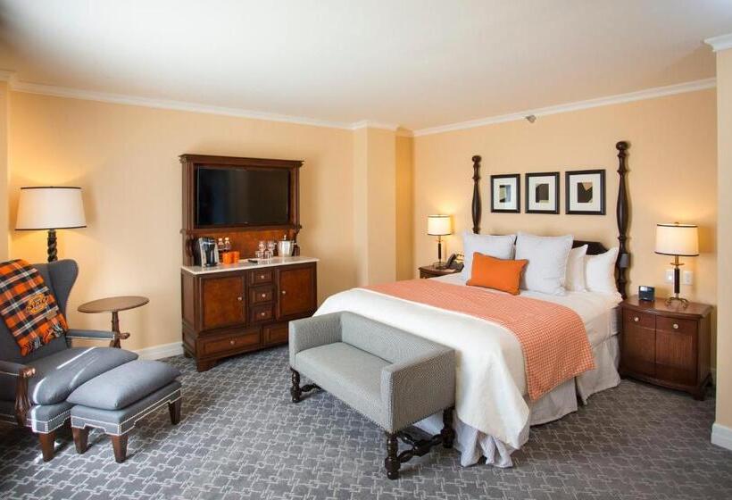 Номер Deluxe Кровать Кинг, The Atherton Hotel At Osu