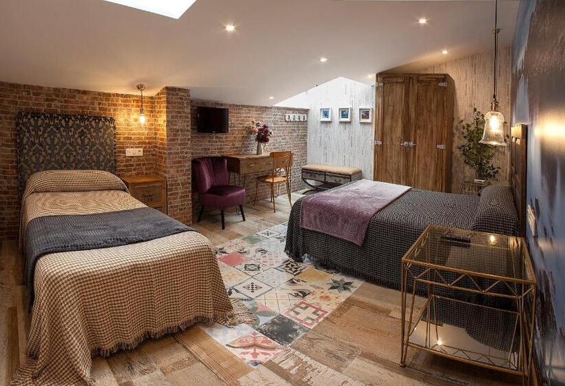 디럭스 룸, Hostal El Aparcamiento