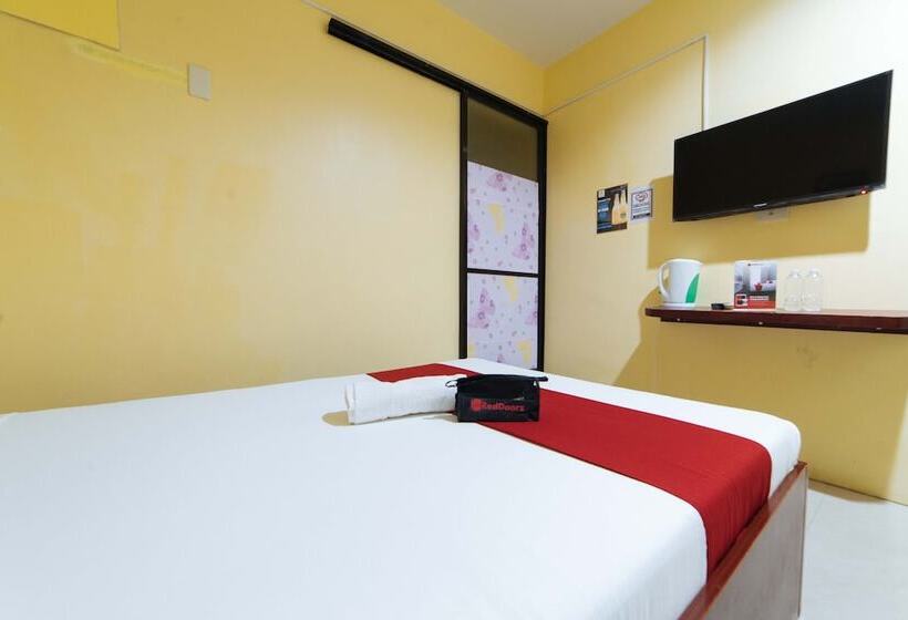 스탠다드 룸, Reddoorz Near Notre Dame Of Dadiangas University