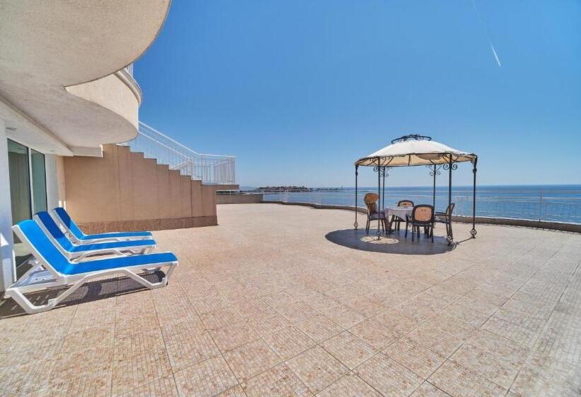 Полулюкс Deluxe Вид на Море, Bilyana Beach Hotel   All Inclusive & Free Beach Access