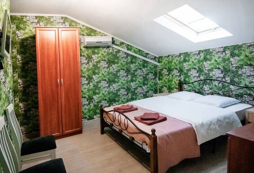 Семейный Номер, Guest House Granat