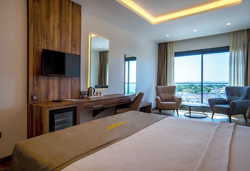 اتاق استاندارد با چشم‌انداز دریا, Maril Beach & Spa Hotel