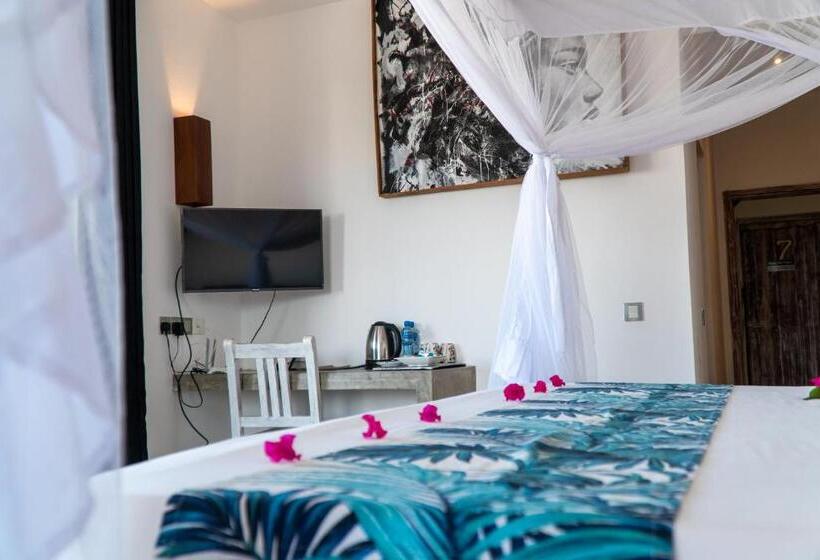 اتاق خانوادگی با چشم‌انداز جانبی دریا, Visiwa Beach Resort