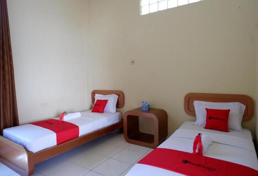 اتاق استاندارد, Reddoorz @ Hotel Horas Palopo