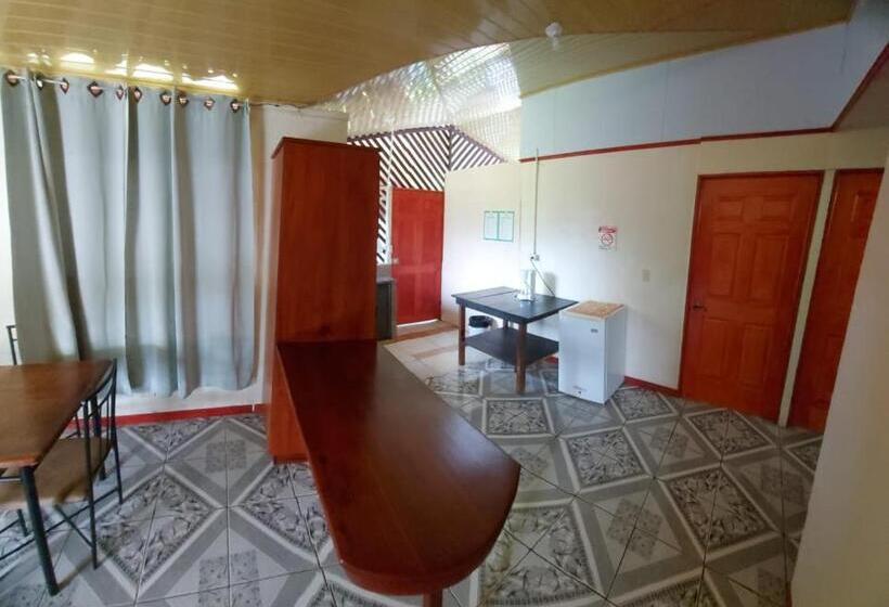 اتاق استاندارد, Yubarta Lodge