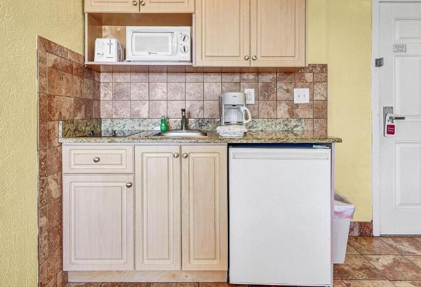 اتاق استاندارد با تخت بزرگ, Page Terrace Beachfront