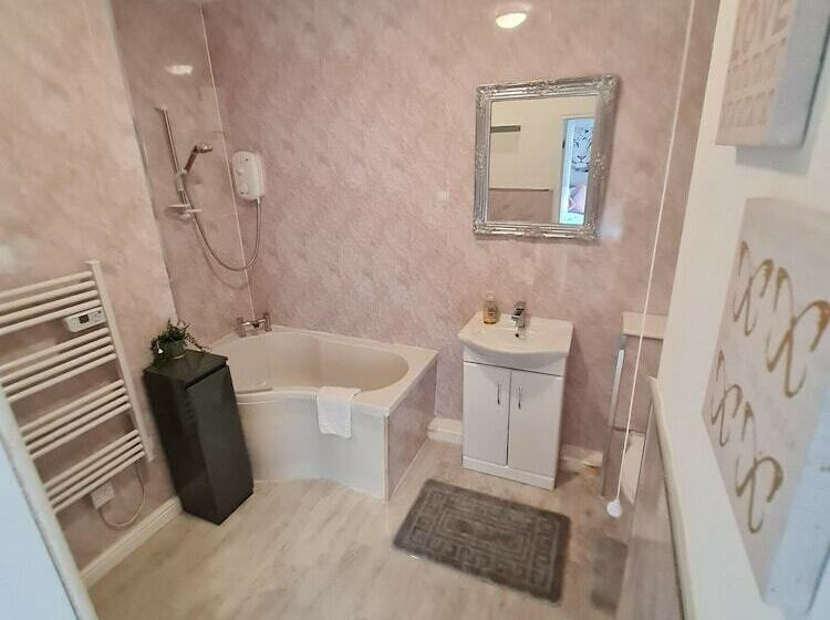 Номер Стандарт, The Mayfair Lodge & Family Suite