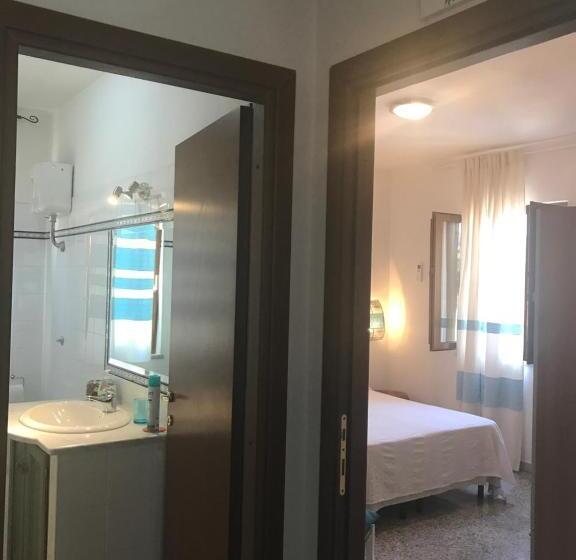 Standard room with outdoor bath, B&b Il Tramonto