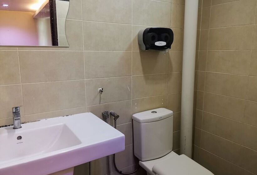 Стандартный Номер Кровать Кинг, Centre Point Tampin
