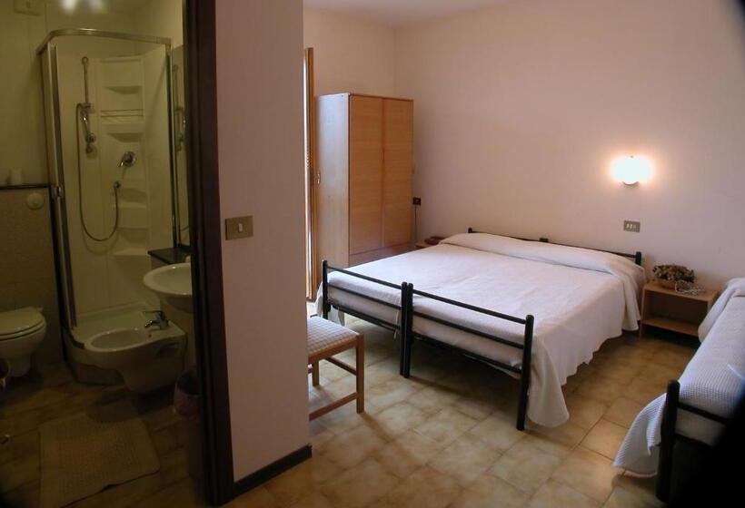 اتاق استاندارد, Albergo Ristoranteparco Alle Nocitra La Cascata Delle Marmore,labro E Valle Santa Di S Francesco