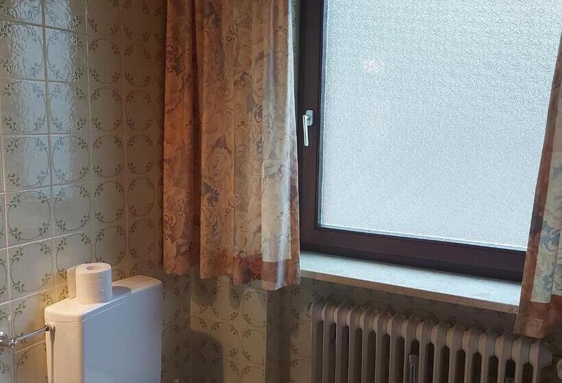 Quarto Estandar, Landhaus Weiß