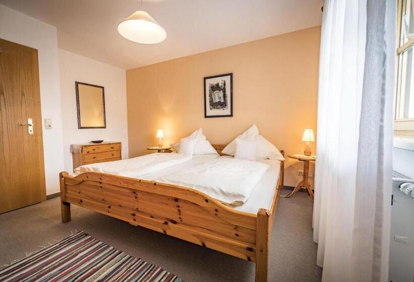 Apartamento 1 Dormitório com Vistas, Landhaus Weiß