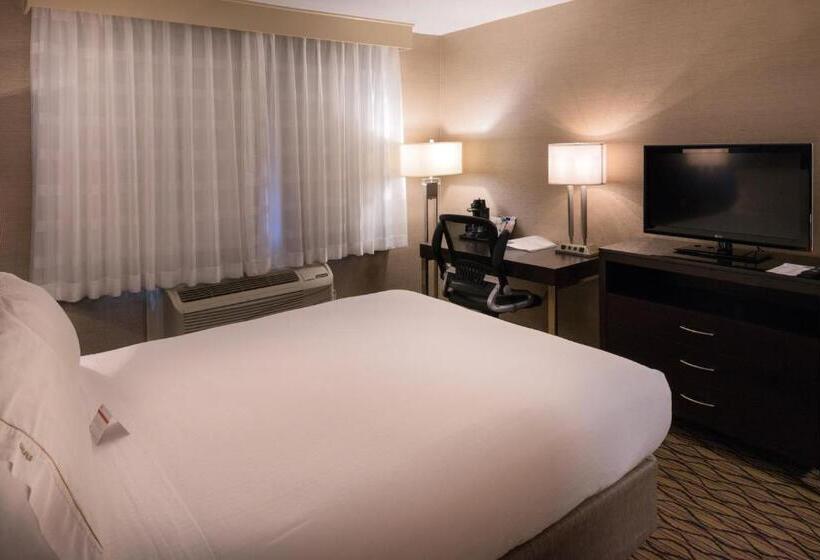 Номер Стандарт Адаптированный для Инвалидов, Holiday Inn Express & Suites Pasadena   Los Angeles, An Ihg