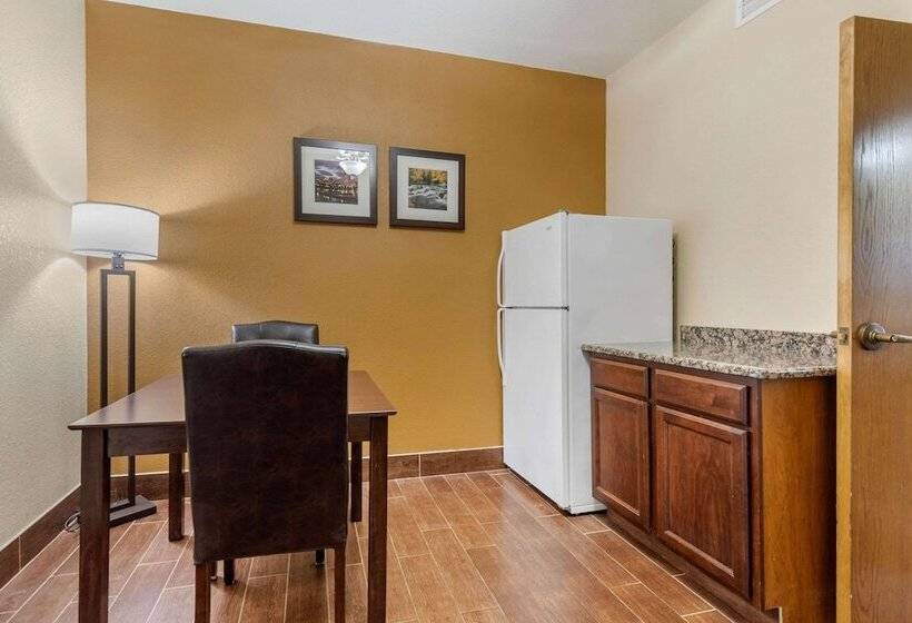 Люкс, Comfort Inn & Suites Kenosha Pleasant Prairie