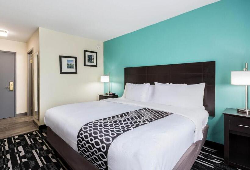 اتاق استاندارد با تخت بزرگ, Bricktown Hotel & Extended Stay