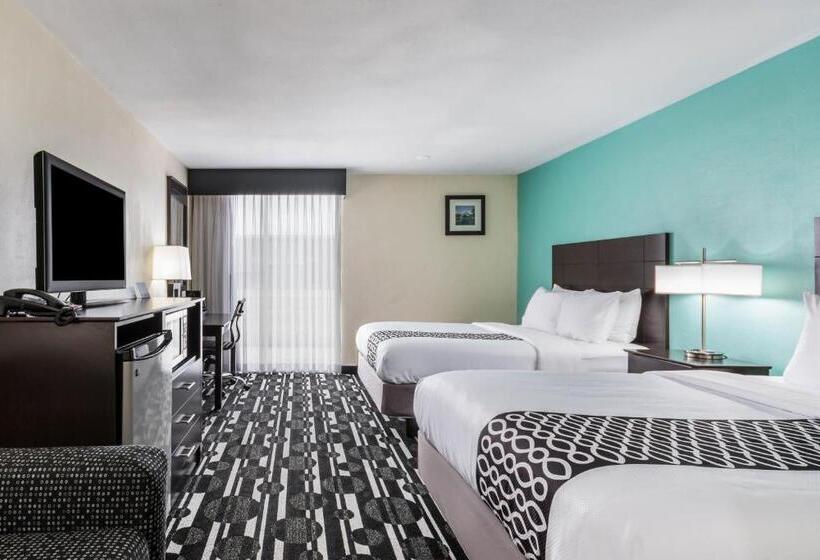 اتاق استاندارد, Bricktown Hotel & Extended Stay