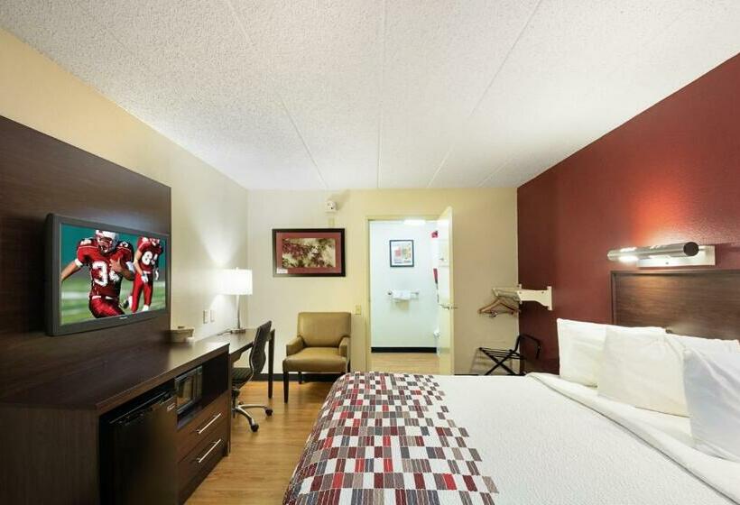 Номер Стандарт Кровать Кинг Адаптированный для Инвалидов, Red Roof Inn Minneapolis   Plymouth   Wayzata