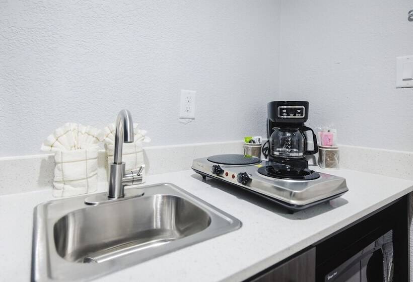 Номер Deluxe, Studio 6 Channelview Tx Baytown West