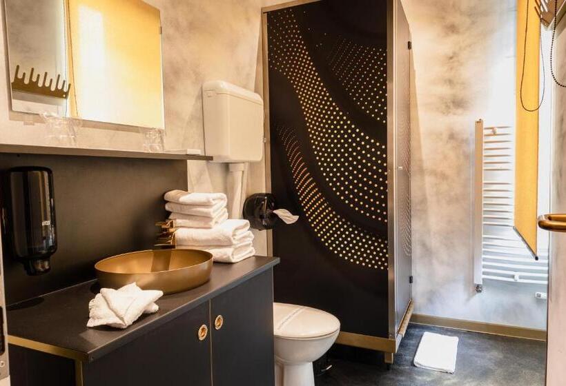 اتاق استاندارد با بالکن, Timeout Heritage Hotel Zagreb
