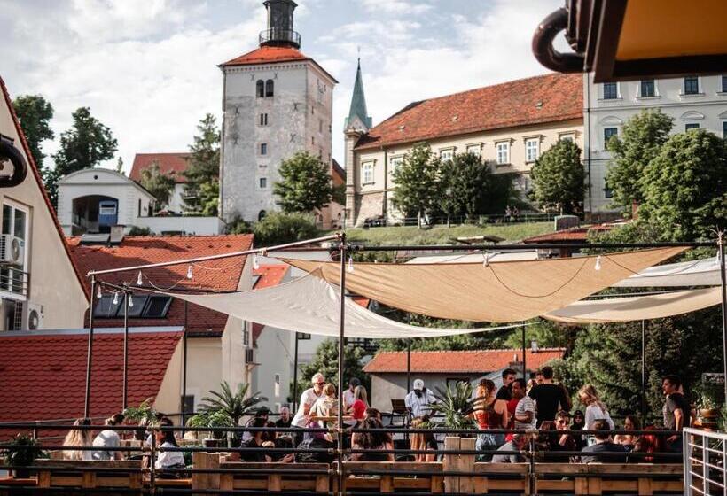 اتاق استاندارد, Timeout Heritage Hotel Zagreb