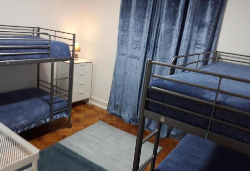 اتاق استاندارد چهارنفره با سرویس بهداشتی مشترک, Ameli Rooms