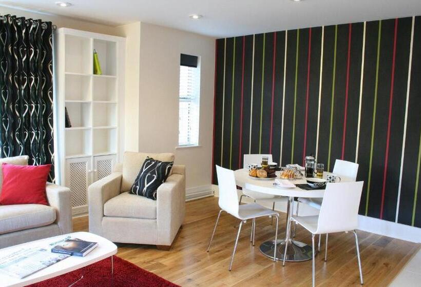 اتاق استاندارد, Brennan Court Guest Accommodation