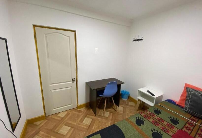 اتاق استاندارد یک نفره, Hostal Familiar S&g