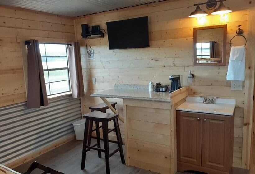 اتاق استاندارد, Glacier Acres Guest Ranch