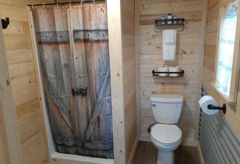 اتاق استاندارد, Glacier Acres Guest Ranch