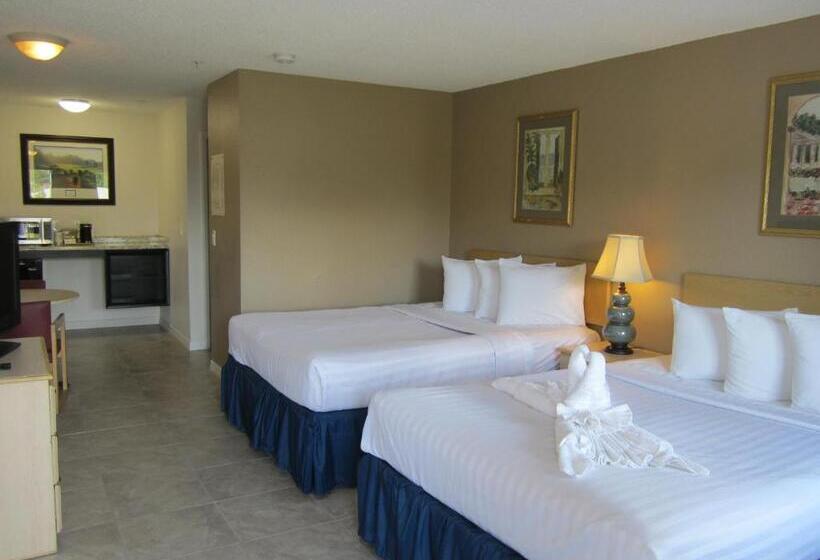 Номер Deluxe, Lantern Inn & Suites  Sarasota