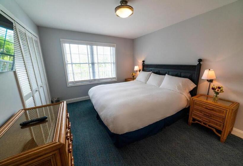 2 Bedrooms Suite Sea View, Sandpiper Beach Club