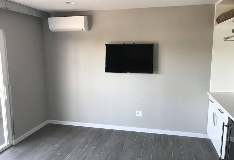 스탠다드 룸 킹사이즈 침대, Sands Of La Jolla
